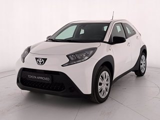 TOYOTA Aygo x 1.0 active 72cv s-cvt