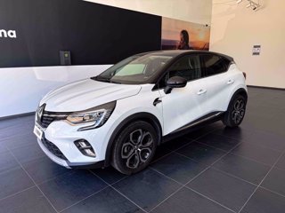 RENAULT Captur 1.6 e-tech hybrid intens 145cv auto