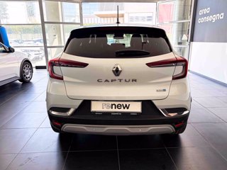RENAULT Captur 1.6 e-tech hybrid intens 145cv auto