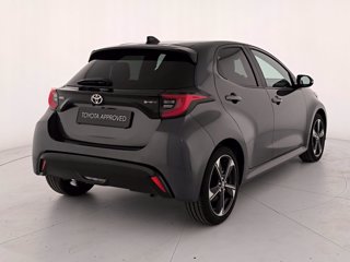 TOYOTA Yaris 1.5h 130 lounge