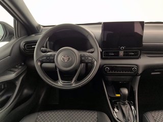 TOYOTA Yaris 1.5h 130 lounge