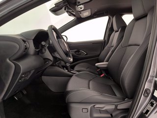 TOYOTA Yaris 1.5h 130 lounge