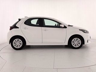 TOYOTA Yaris 1.5h active