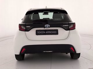 TOYOTA Yaris 1.5h active