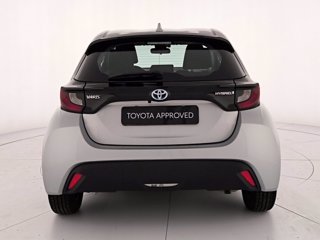 TOYOTA Yaris 1.5h active