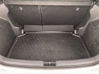 TOYOTA Yaris 1.5h active