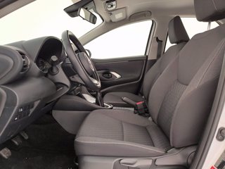 TOYOTA Yaris 1.0 active