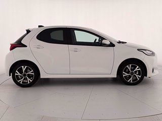 TOYOTA Yaris 1.5h trend