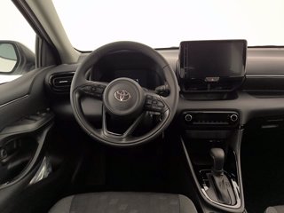 TOYOTA Yaris 1.5h trend