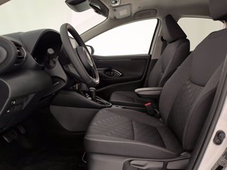 TOYOTA Yaris 1.5h trend