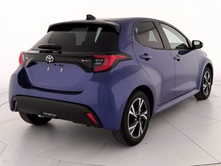 TOYOTA Yaris 1.5h trend