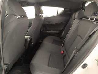 TOYOTA C-hr 1.8 hev active fwd e-cvt