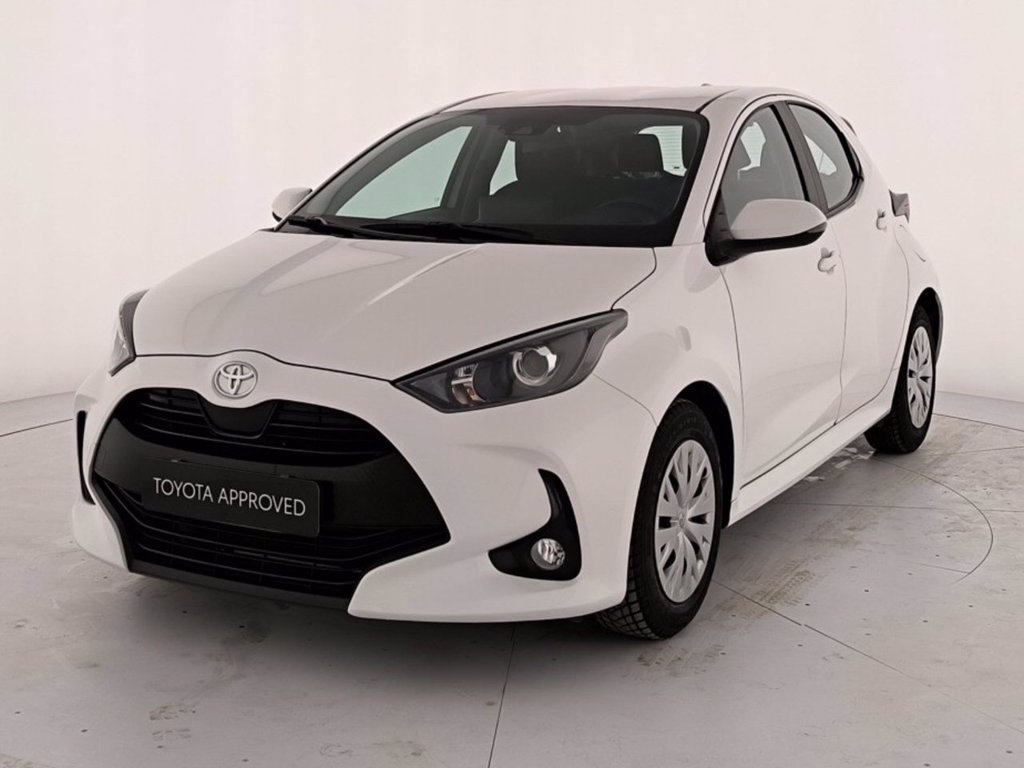 TOYOTA Yaris 1.0 active