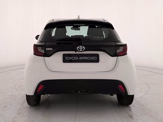 TOYOTA Yaris 1.0 active