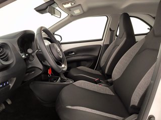 TOYOTA Aygo x 1.0 active 72cv s-cvt
