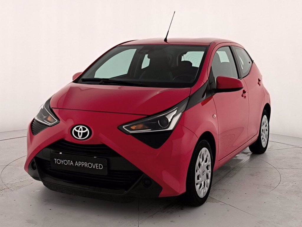 TOYOTA Aygo 5p 1.0 x-play 72cv