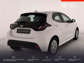 TOYOTA Yaris 1.5h active