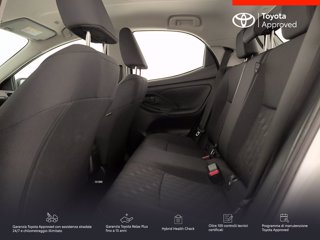 TOYOTA Yaris 1.5h active