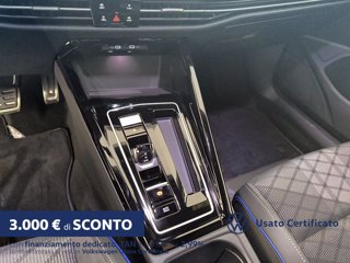VOLKSWAGEN Golf 1.5 etsi r-line plus 150cv dsg