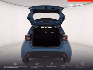 TOYOTA Yaris 1.5h active